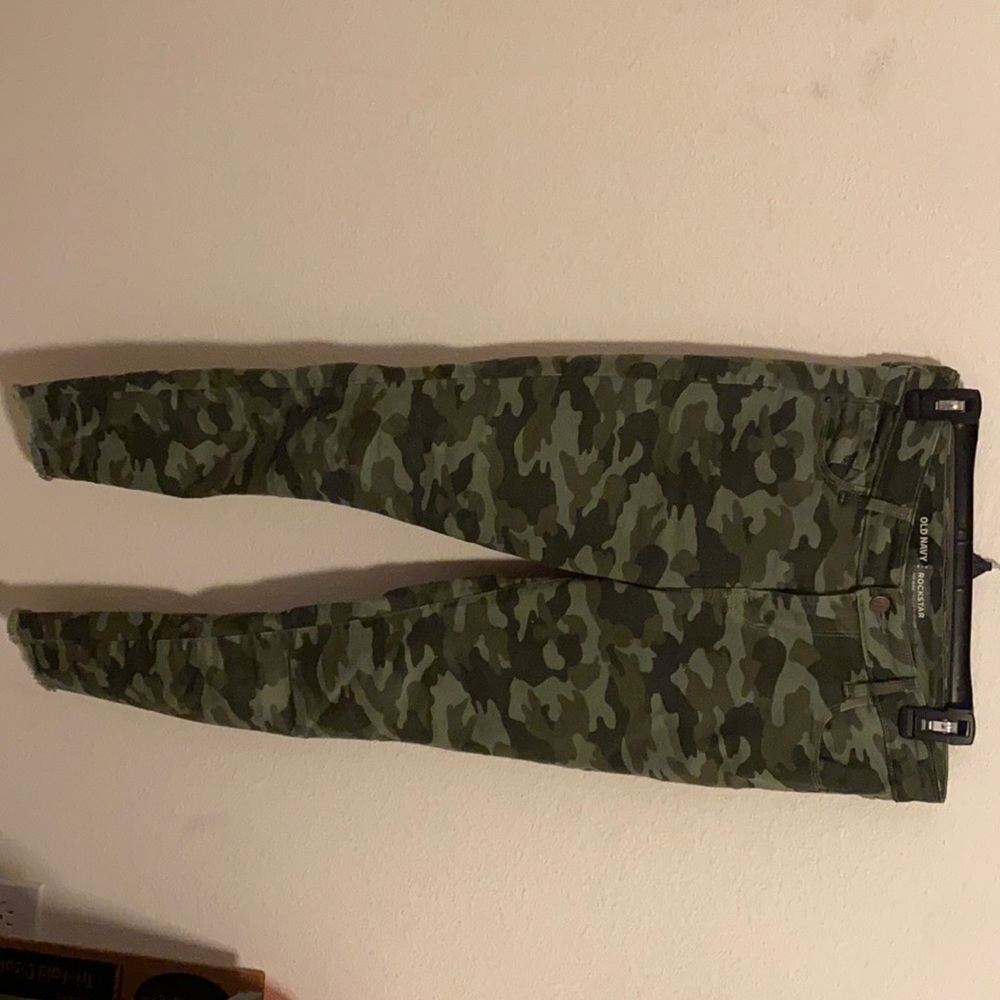 camo skinny jeans